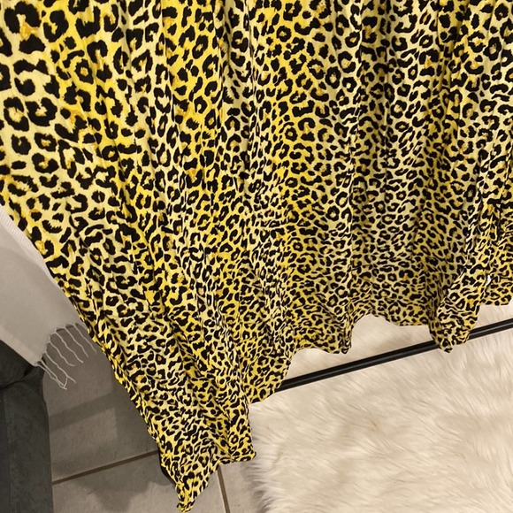 Notes du Nord Olivia Leopard-Print Smocked Maxi Dress - Picture 8 of 15